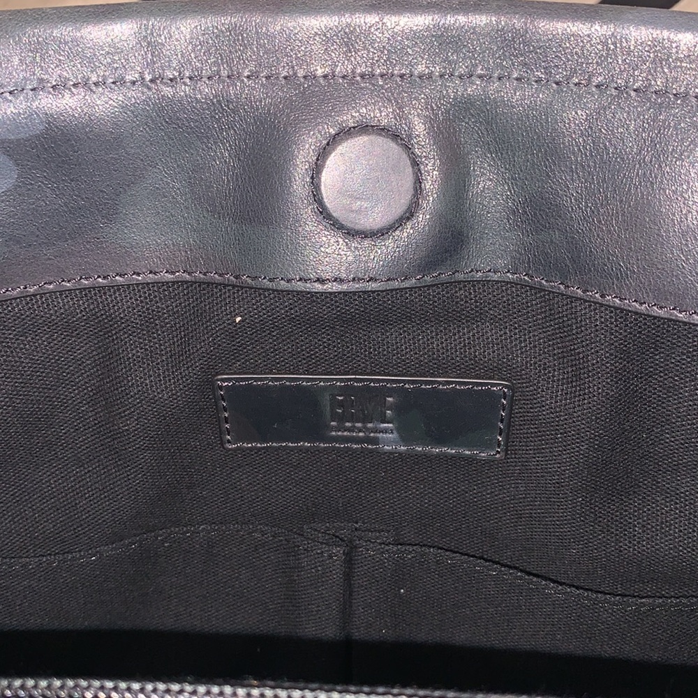 Frye Charlie Simple Tote Navy Camo Leather MSRP $398 -OCEAN CAMO- - Picture 15 of 16